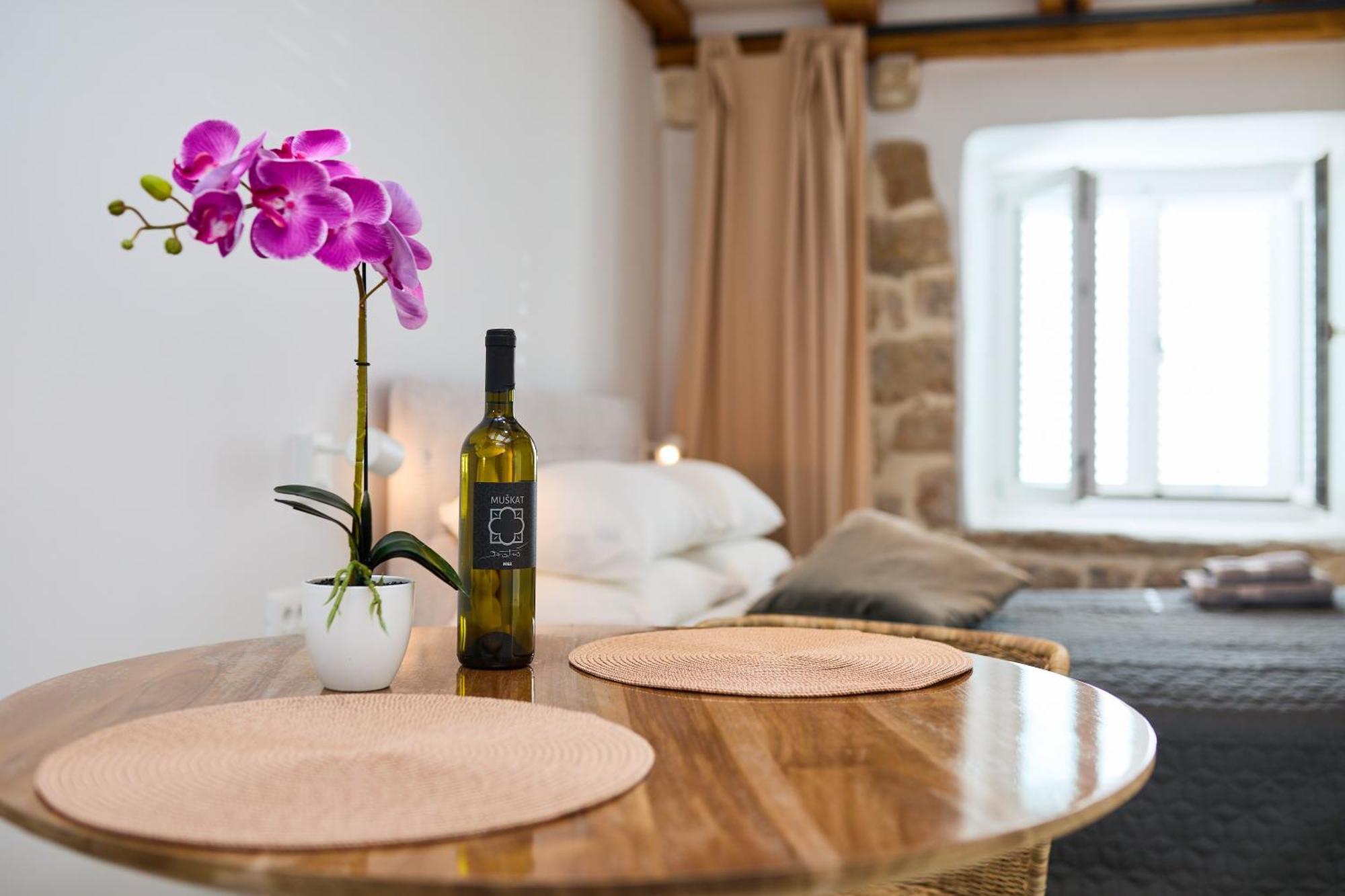 Iza Grada Dubrovník